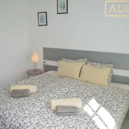 Apartment Bungalow At Playa Flamingo Apartment With Shared Pool 5 Minutes From The Beach